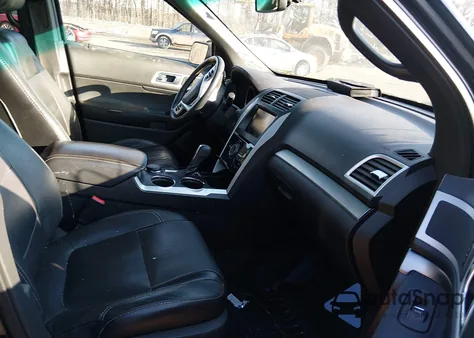 2014 Ford Explorer Sport z USA, uszkodzony, nr VIN 1FM5K8GT3EGA97493